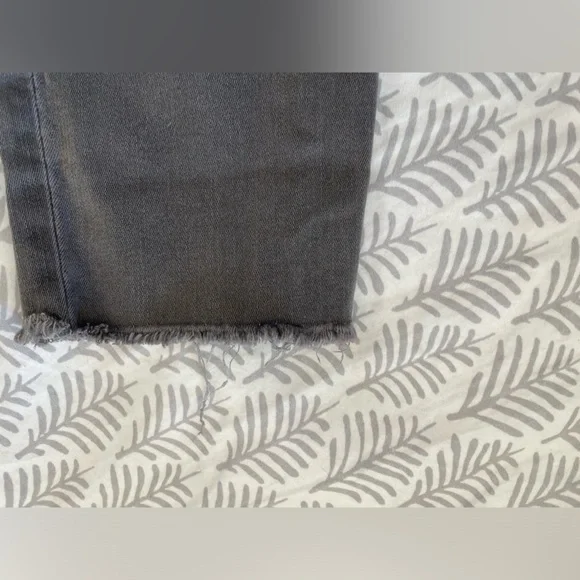 Madewell 9” high rise skinny jeans - Picture 3 of 5